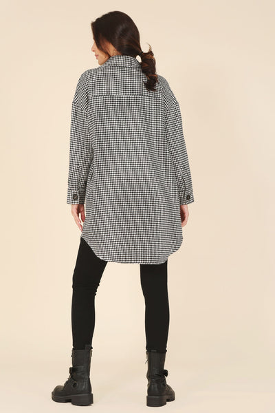 Chic Houndstooth Shacket